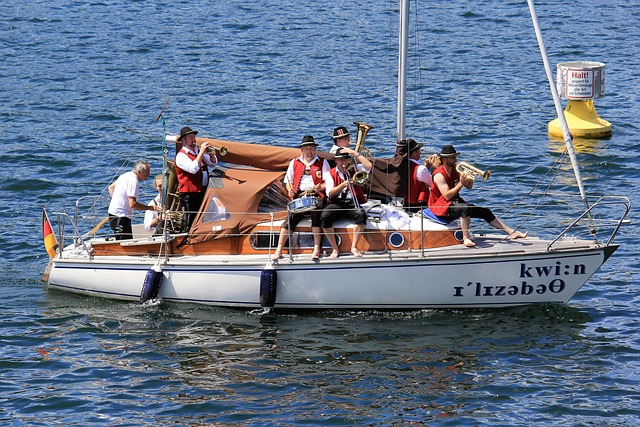 溃日本队 溃日本队
